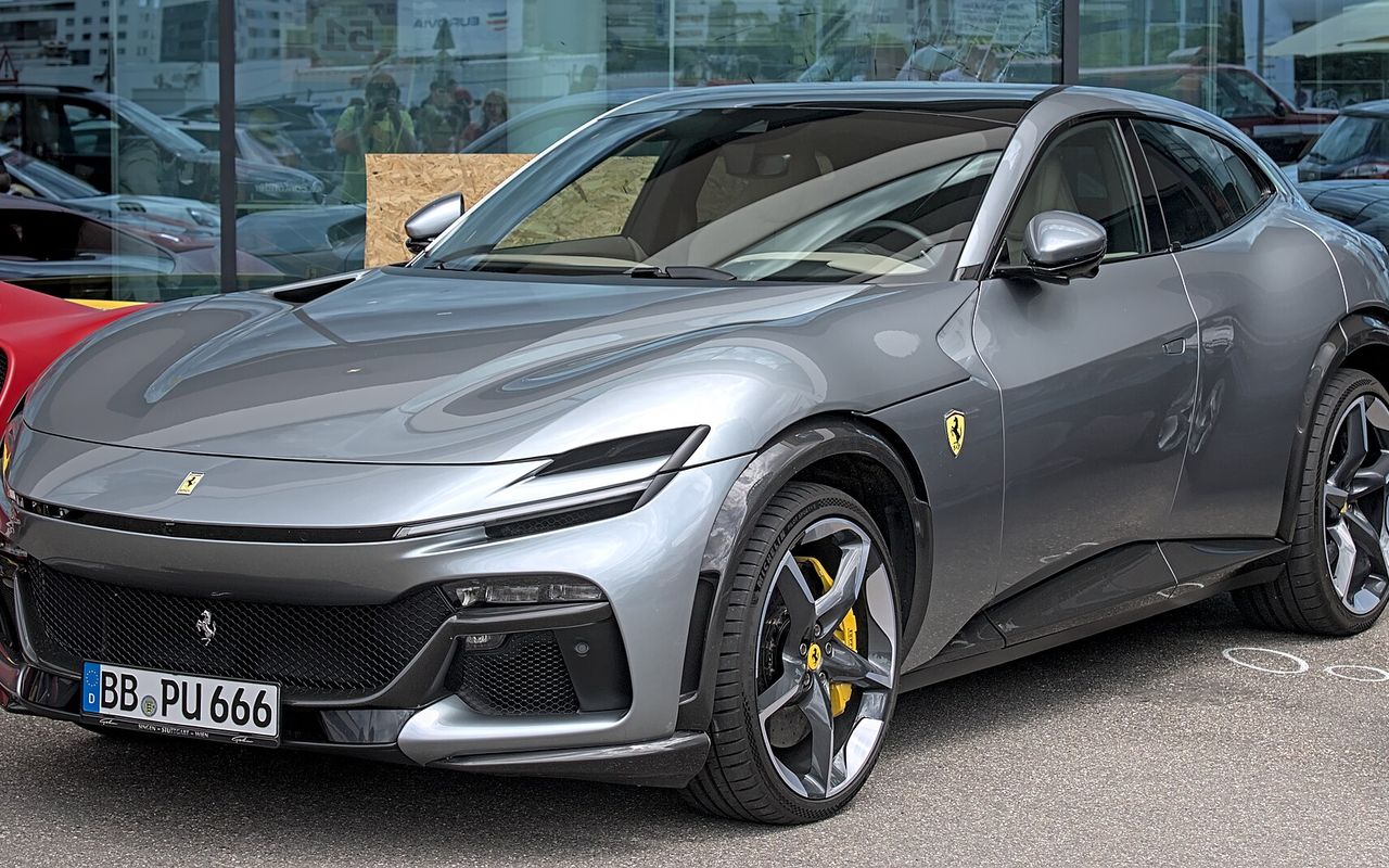 Ferrari Purosangue 2025 luxury rental Istanbul black