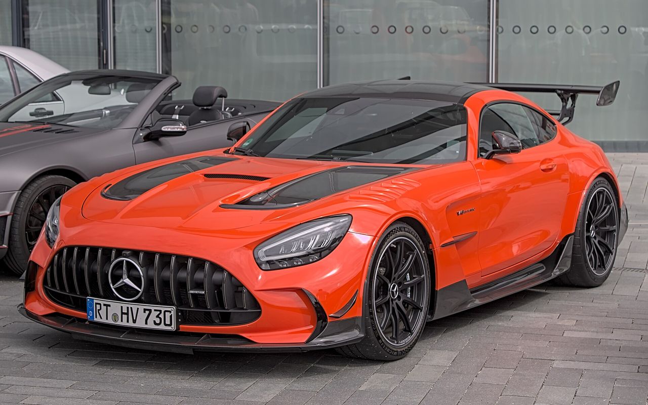 Mercedes AMG GT 2025 luxury rental Istanbul black