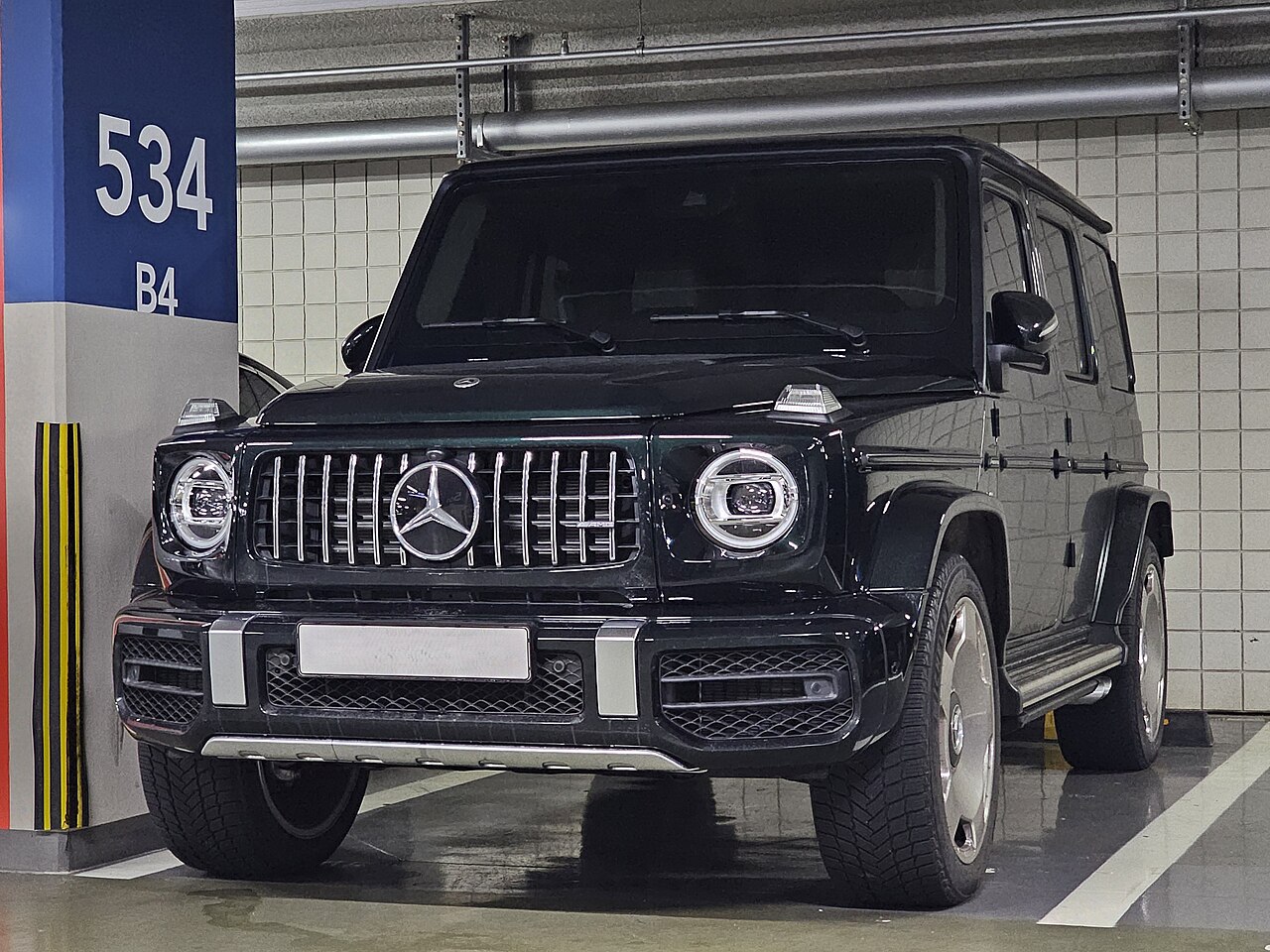 Mercedes G-Class latest model black luxury rental Istanbul